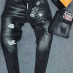 Jeans Noir Exemplaire